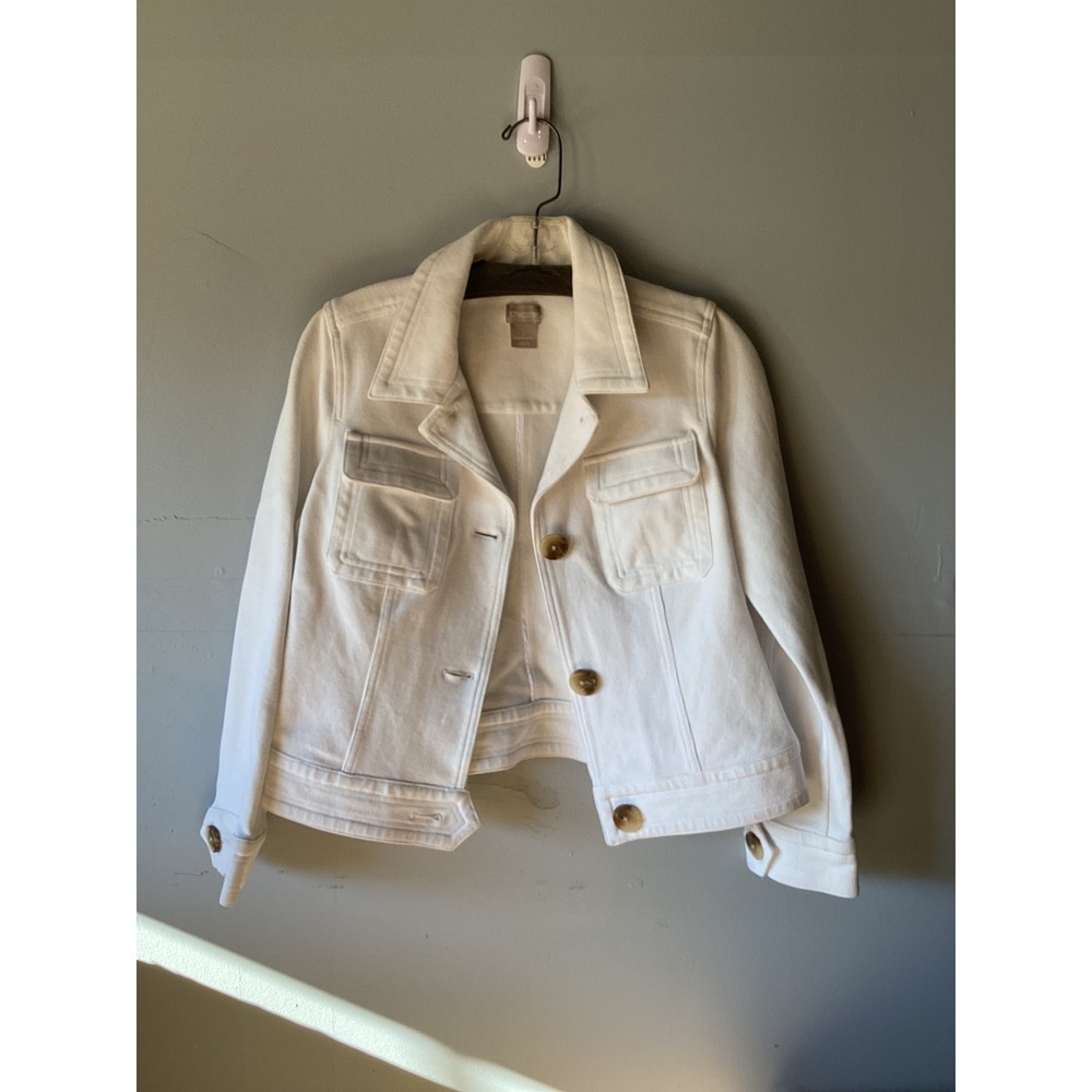 Chicos White Textured Denim Style Utility Jacket Size 1 US 8/10 Marbled Buttons